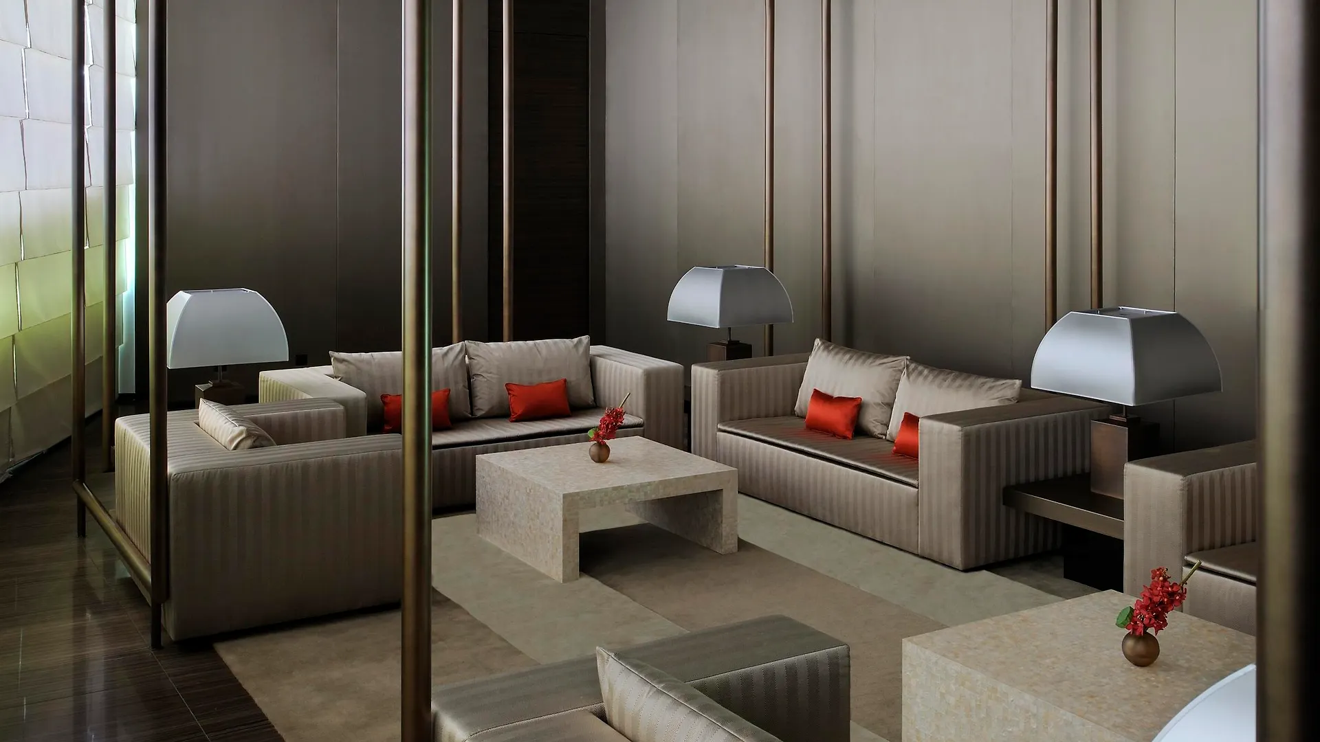 Armani Hotel דובאי
