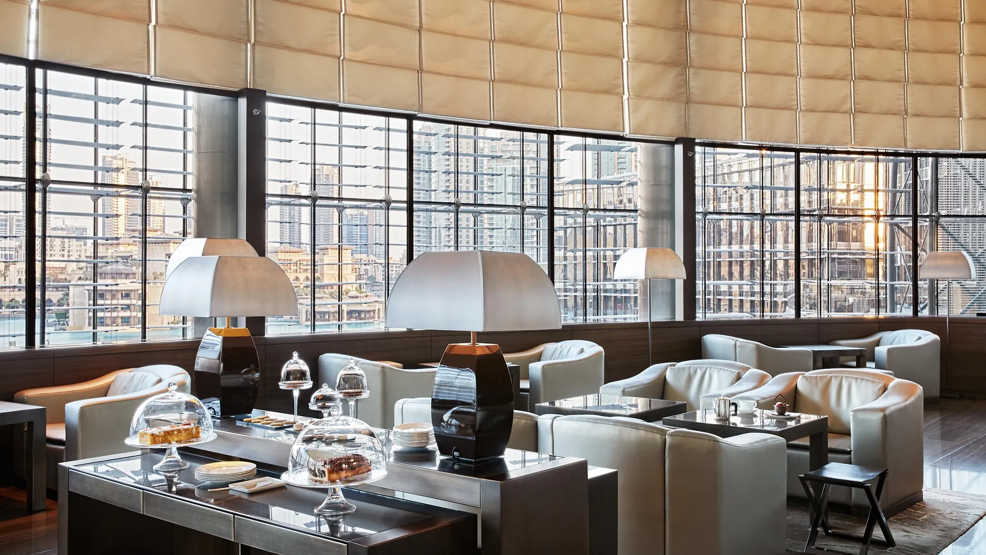 Armani Hotel דובאי