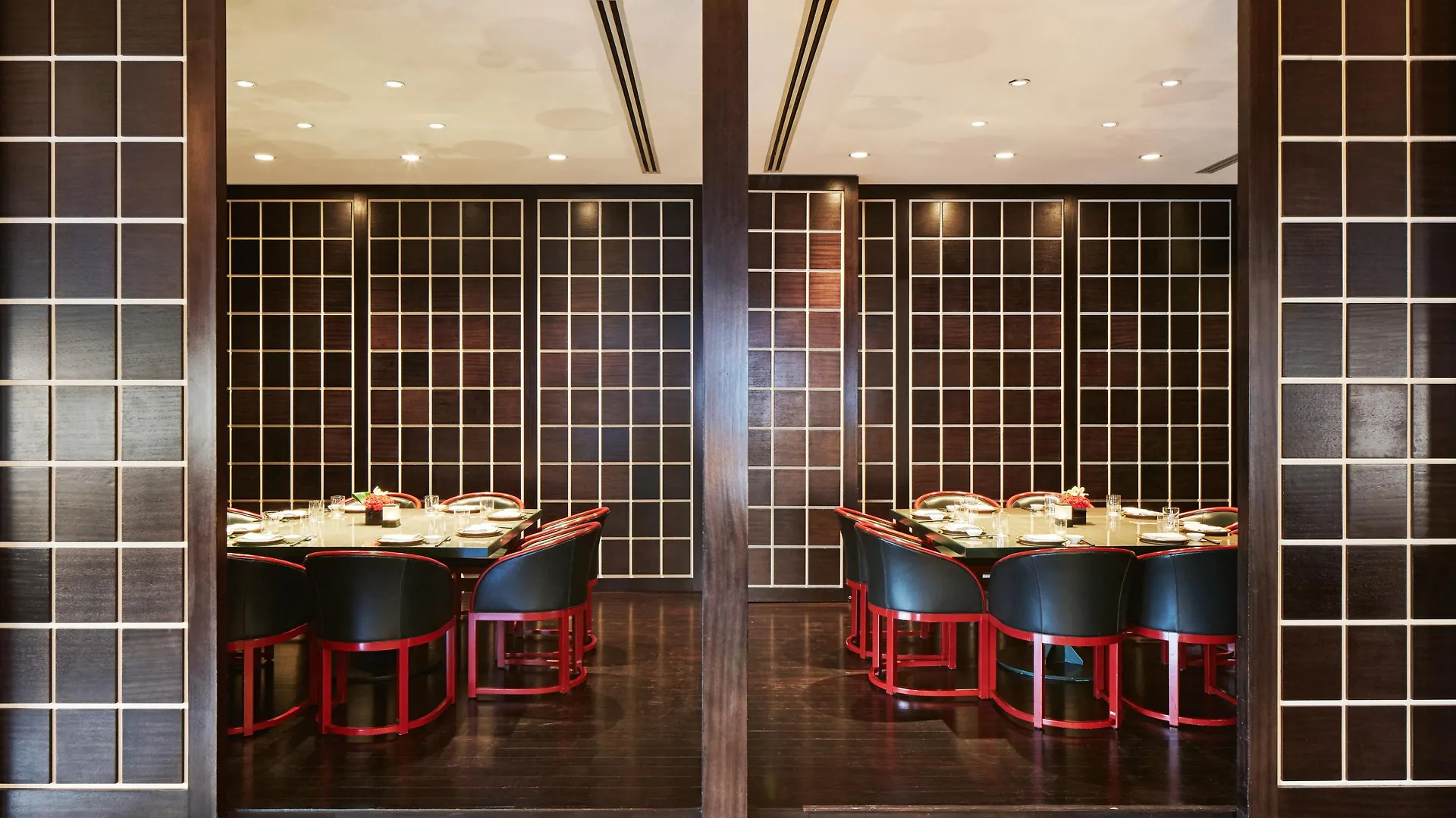 Armani Hotel דובאי