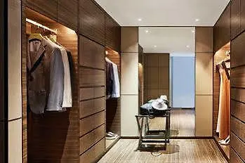 Armani Hotel דובאי