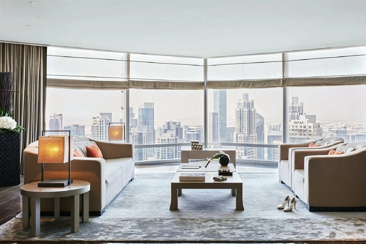 Armani Hotel דובאי