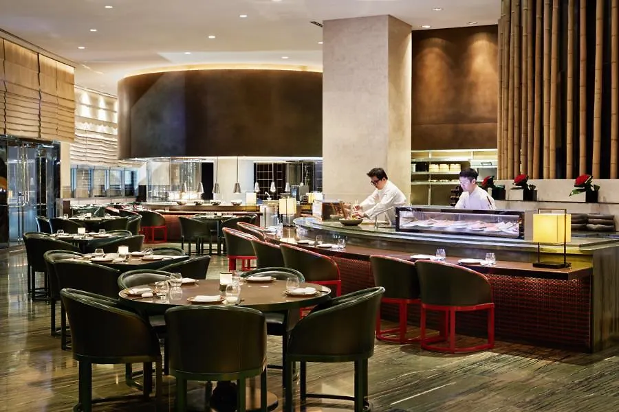 Armani Hotel דובאי